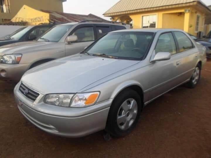 Toyota Camry 2001