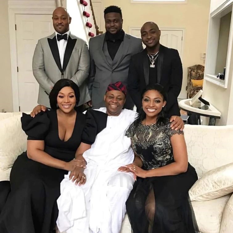 Adedeji Adeleke family.jpg