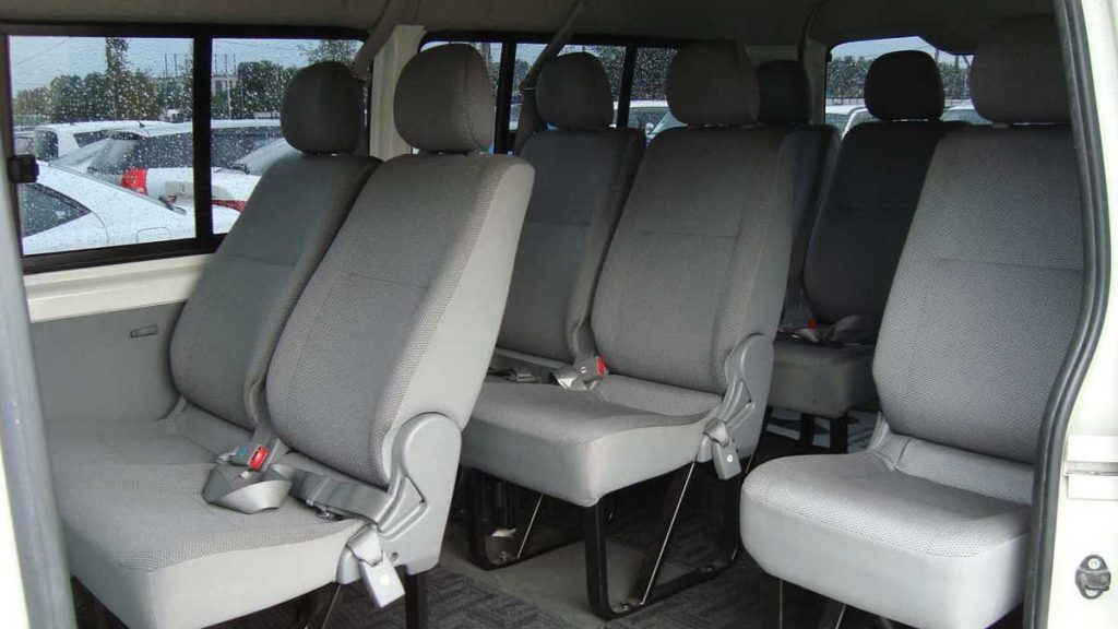 2006 toyota hiace interior