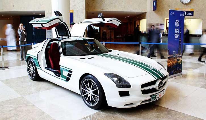 Mercedes Benz SLS AMG dubai police