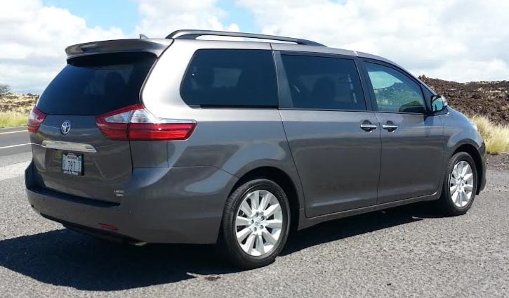 2015 toyota sienna back view