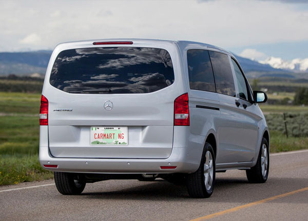 2021  Mercedes Benz Metris Passenger Van back view