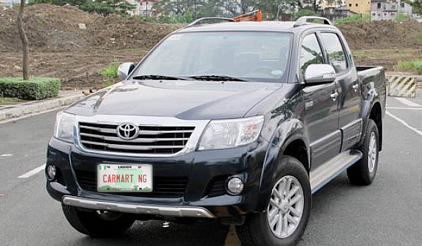 2012 Toyota Hilux 