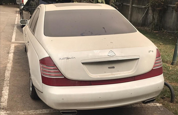 Pastor Ayo Oritsejafor’s Luxury Maybach Abandoned in Sheraton Hotel