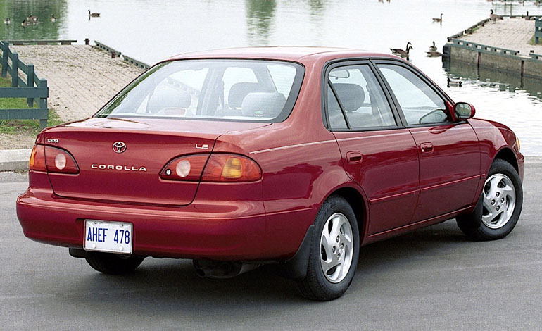 2000 Toyota Corolla