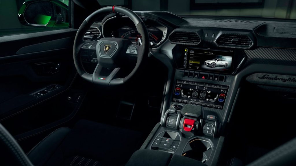 Interior of Urus Performante