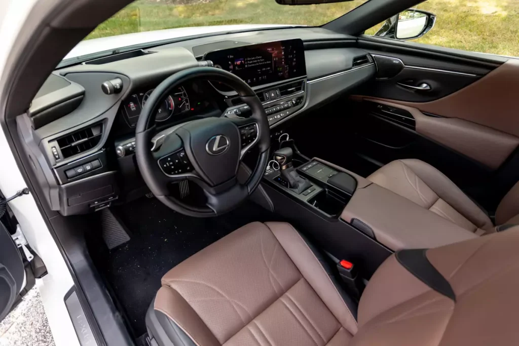 2022 Lexus ES 350 Interior