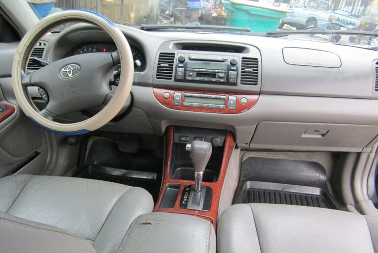 toyota camry 2003 interior