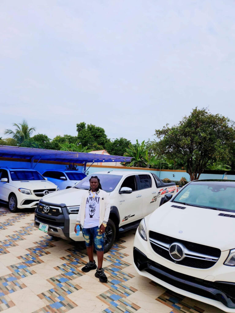 Toyota Hilux and Mercedes benz GLE