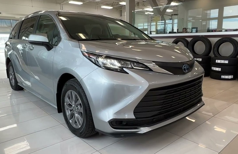 2022 toyota sienna in nigeria