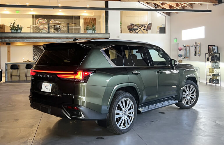 2024 Lexus LX600 back view