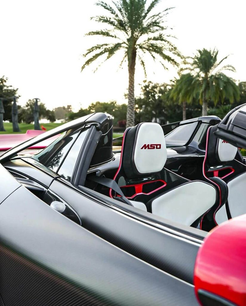 Mclaren 765lt interior