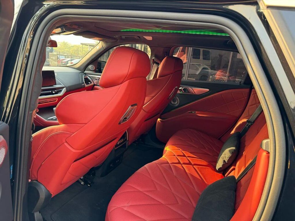 2024 BMW XM interior