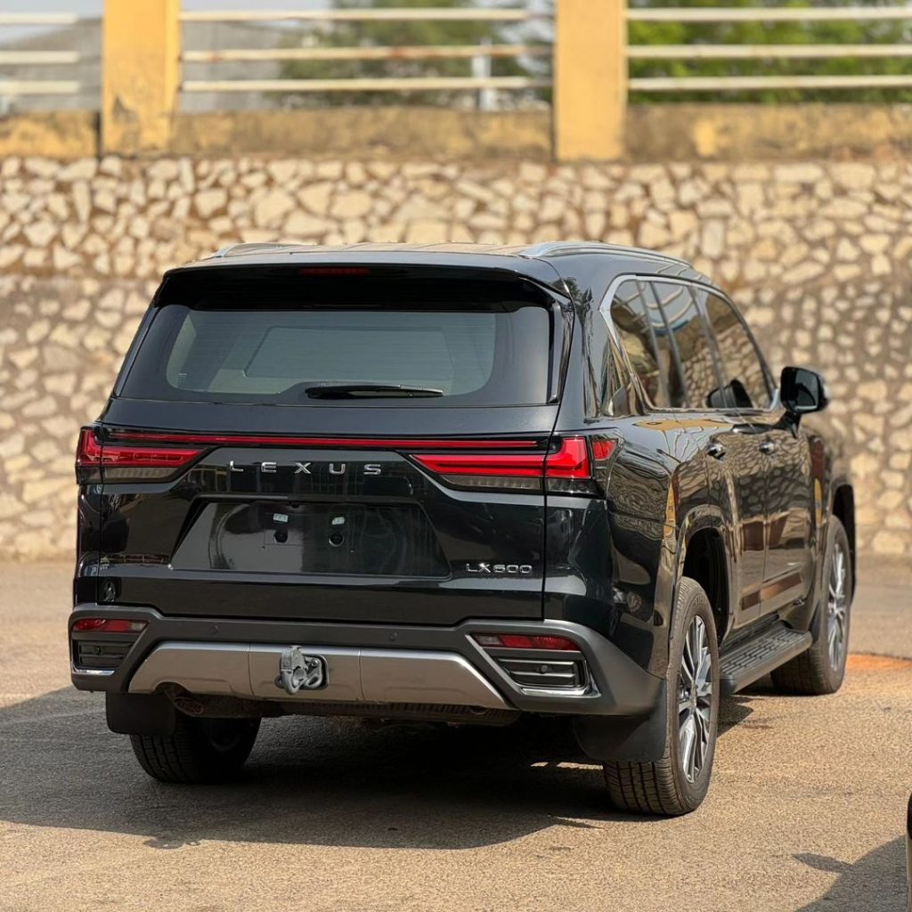 Back view of bulletproof 2023 Lexus LX 600.jpg