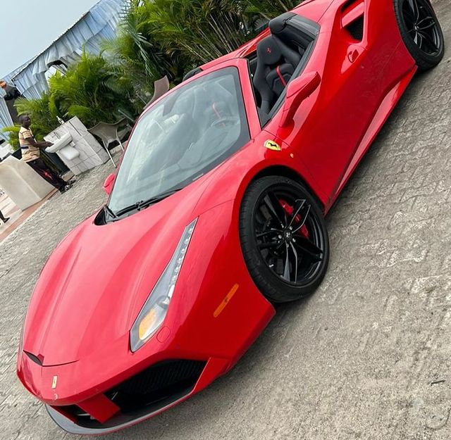 Ferrari 488 Spider side view