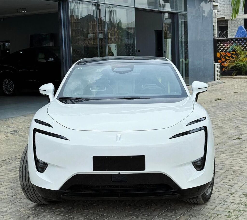 2023 Huawei Avatr 11 Ev