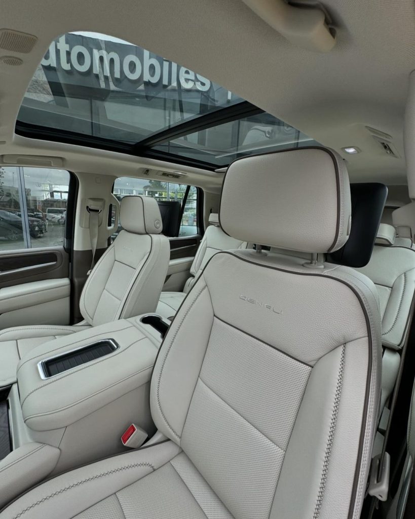 2024 GMC YUKON DENALI interior