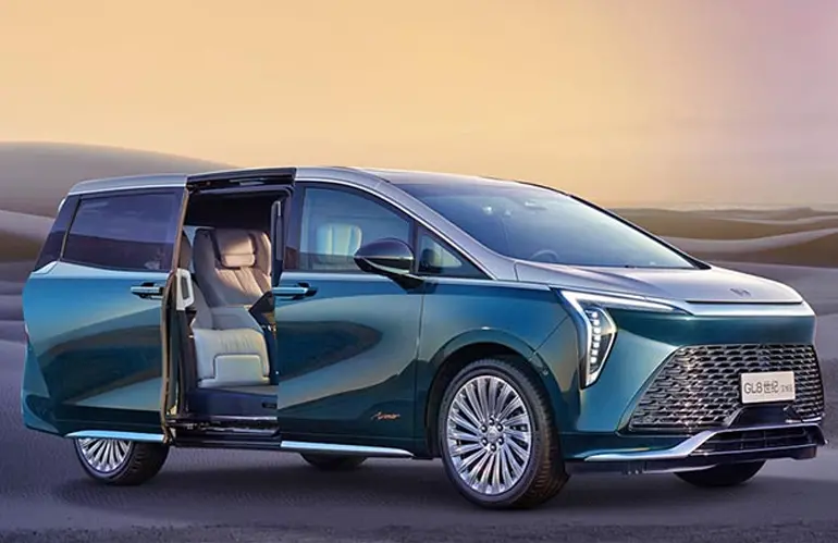 Interesting Reasons Why You Should Buy a Minivan in 2023