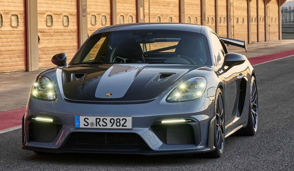 Reviewing the new 2022 Porsche 718 Cayman GT4 RS