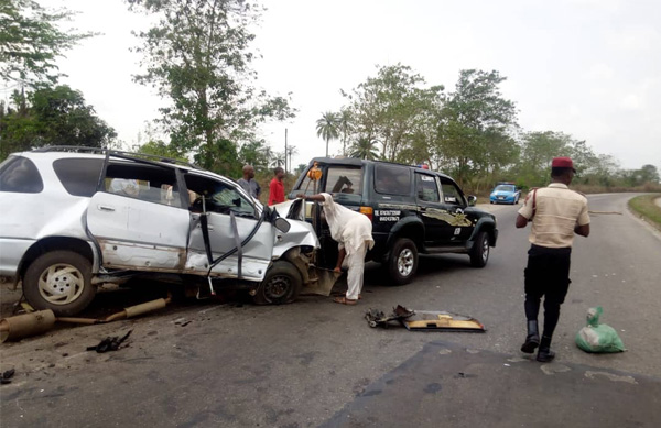 Six Dead As Fatal Motor Accident Occurs On Lagos-Abeokuta Expressway