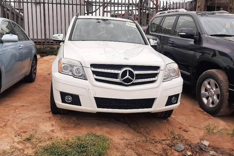 Mercedes Benz GLK Luxury SUV for young car Shoppers in Benin City