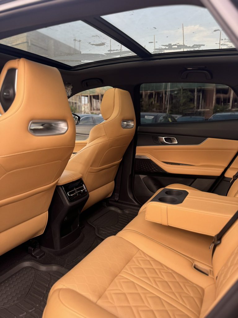 2024 CHANGAN UNI-K back seat